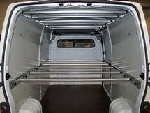 02_barre allestite in doppio livello su furgone  da Syncro